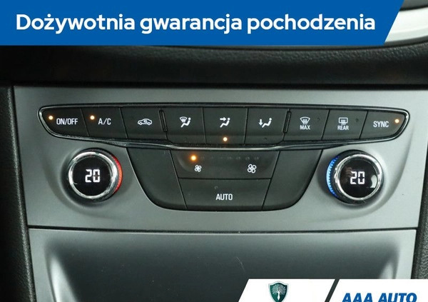 Opel Astra cena 44000 przebieg: 91940, rok produkcji 2017 z Dobczyce małe 211